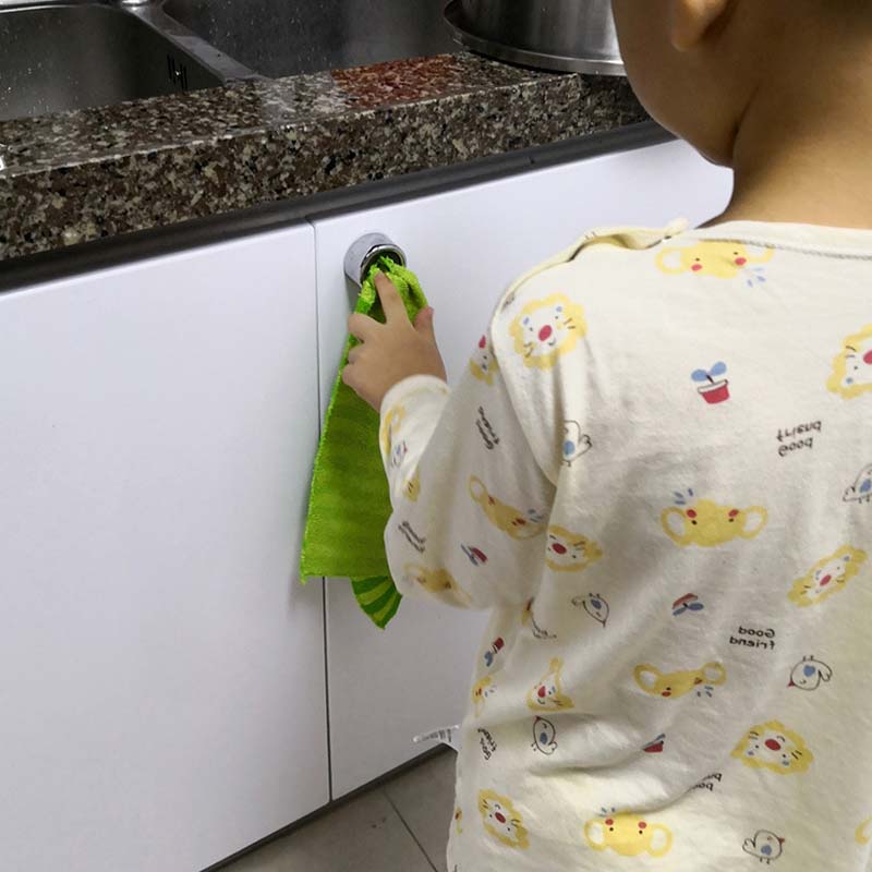 Round Adhesive Push Towel Hooks for Kitchen