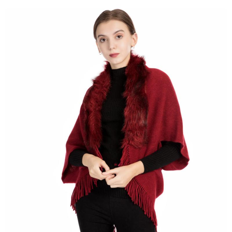 Fur collar knitted shawl
