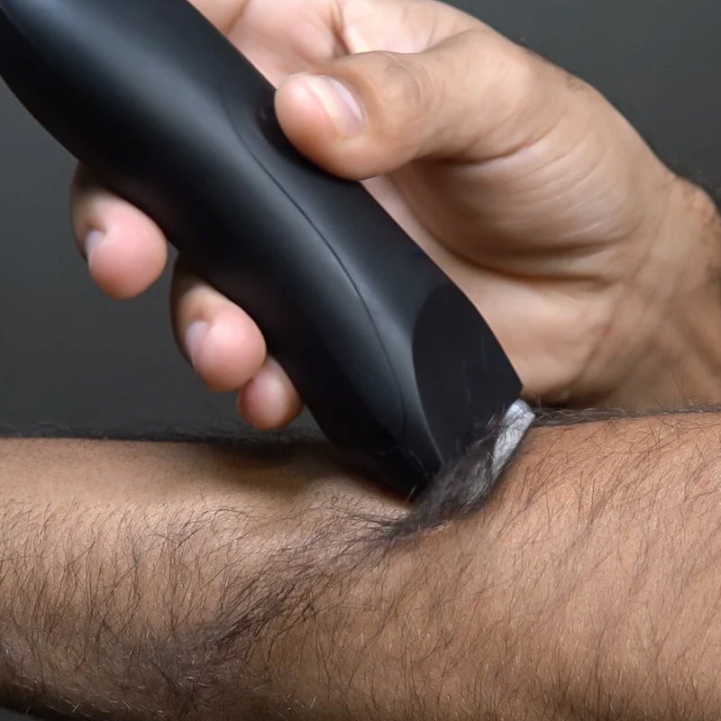 Waterproof electric shaver