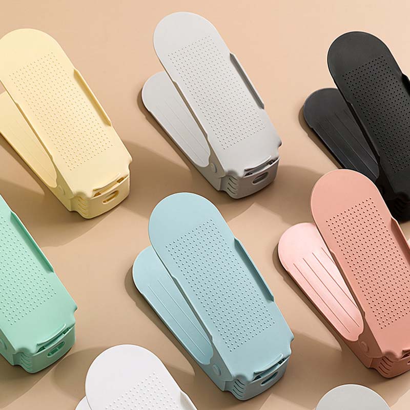 Adjustable double-layer shoe storage rack