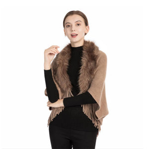 Fur collar knitted shawl