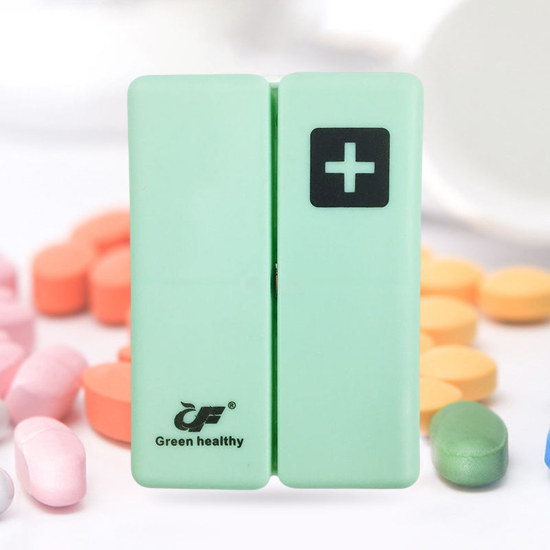 Portable magnetic Pill Case with 7 Compartments