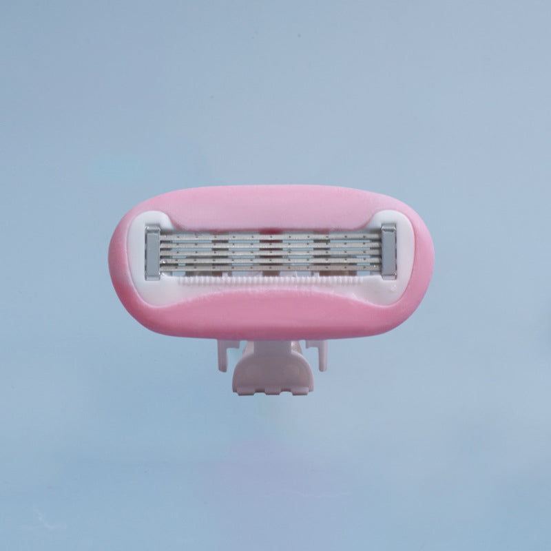 Shell shaped razor